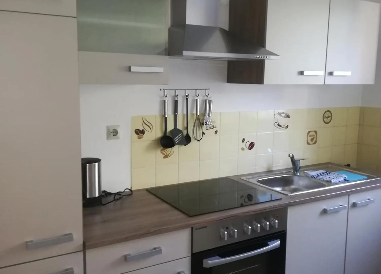 Wohnung-Haus Fuer Arbeiter Und Monteure Bis 11 Personen Amberg Hahnbach